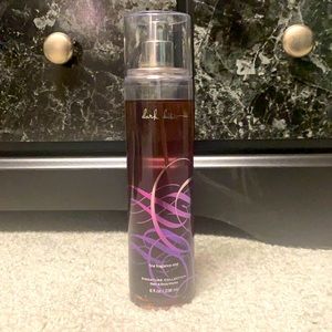 Bath and body work 8oz spray.